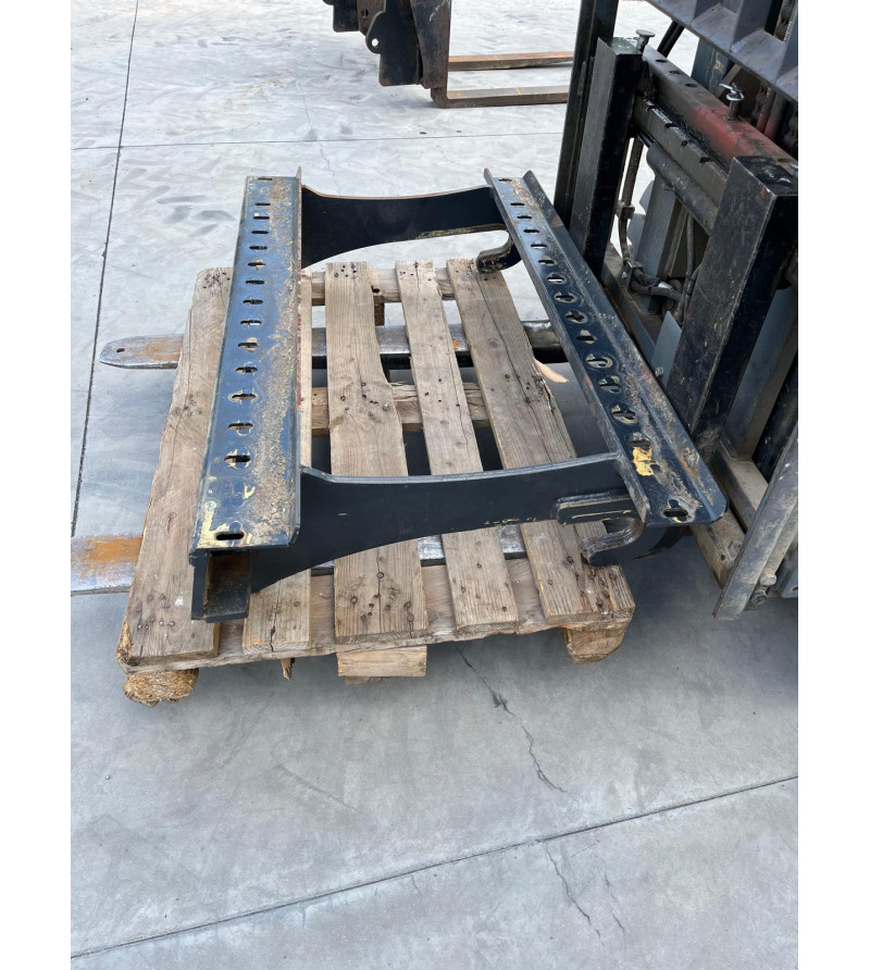 Attelage JCB pour pailleuse VDW